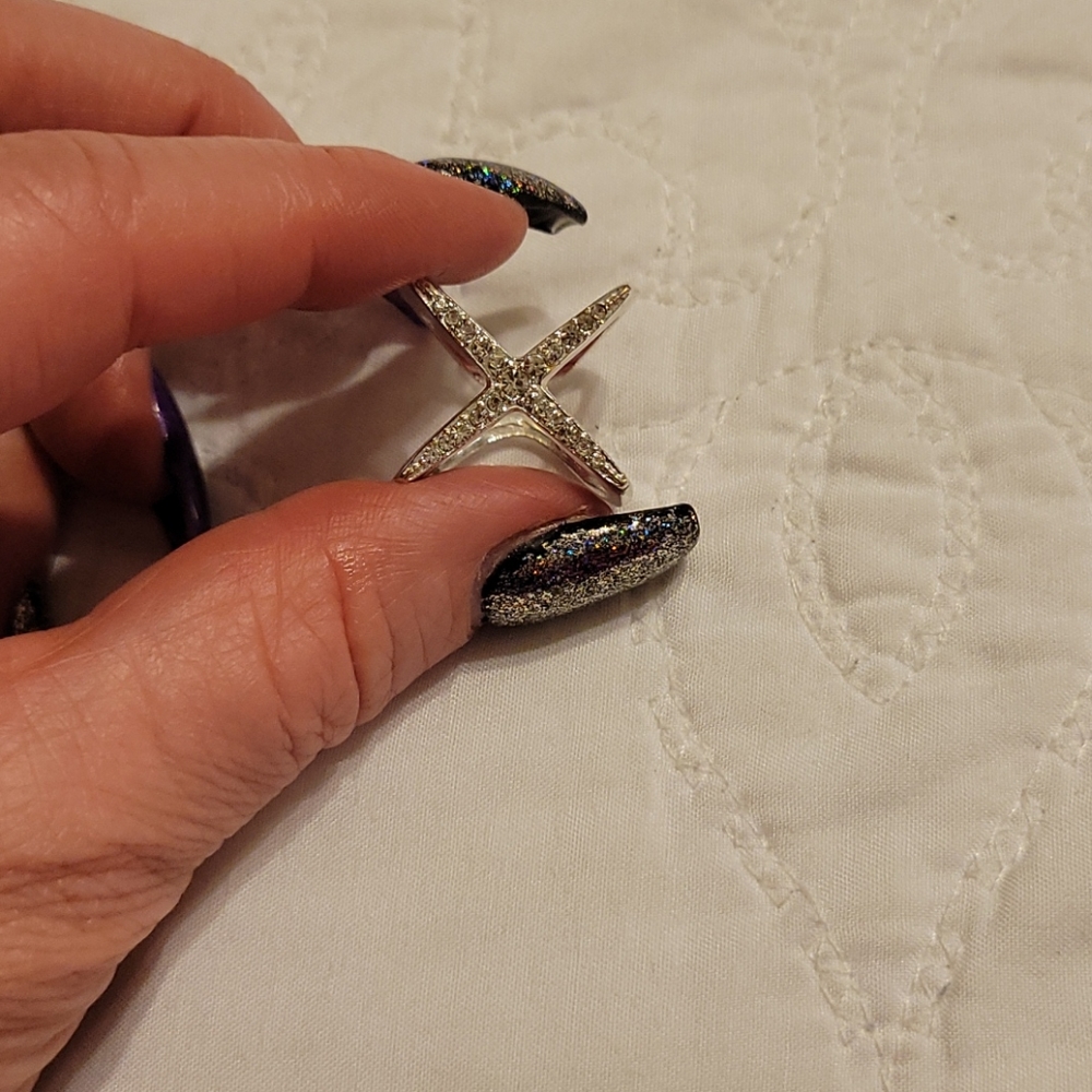 RING X SHAPED JEWELED